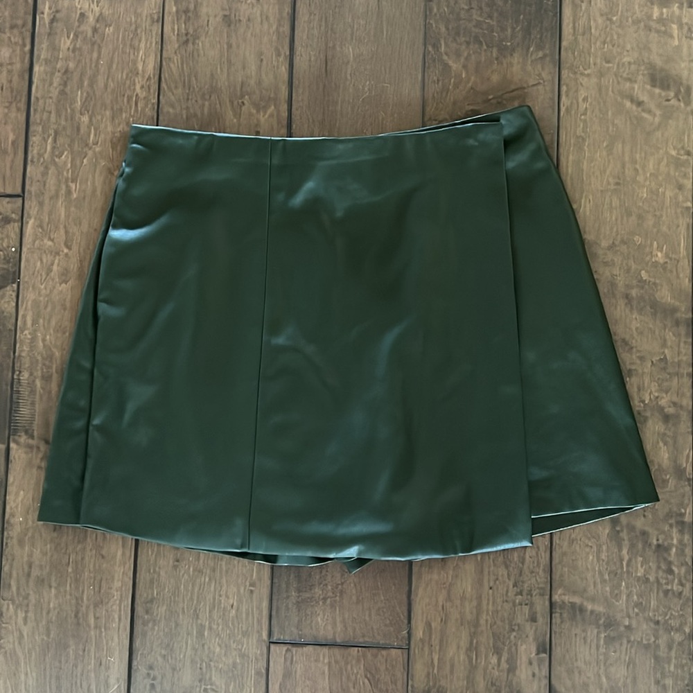 Jason Wu Faux Leather Wrap Skort Skirt/Short, M